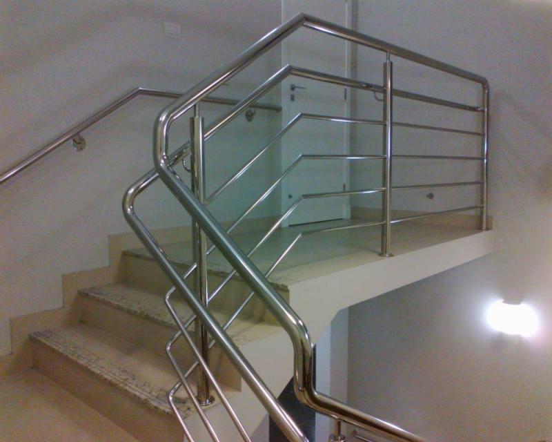 Guarda corpo e corrimão de inox