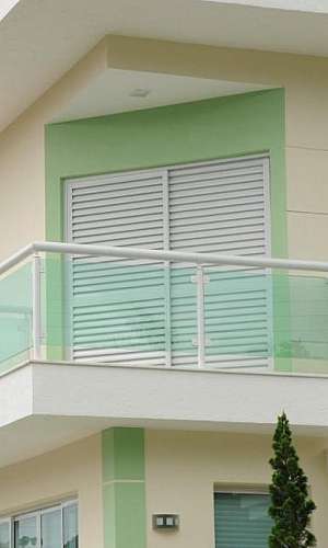 Guarda Corpo de Alumínio e Vidro Guarda Corpo de Alumínio e Vidro