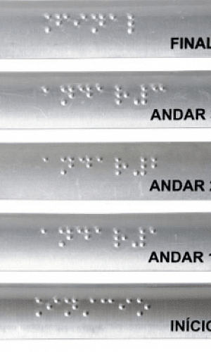 Placa em braille para corrimão Placa em braille para corrimão